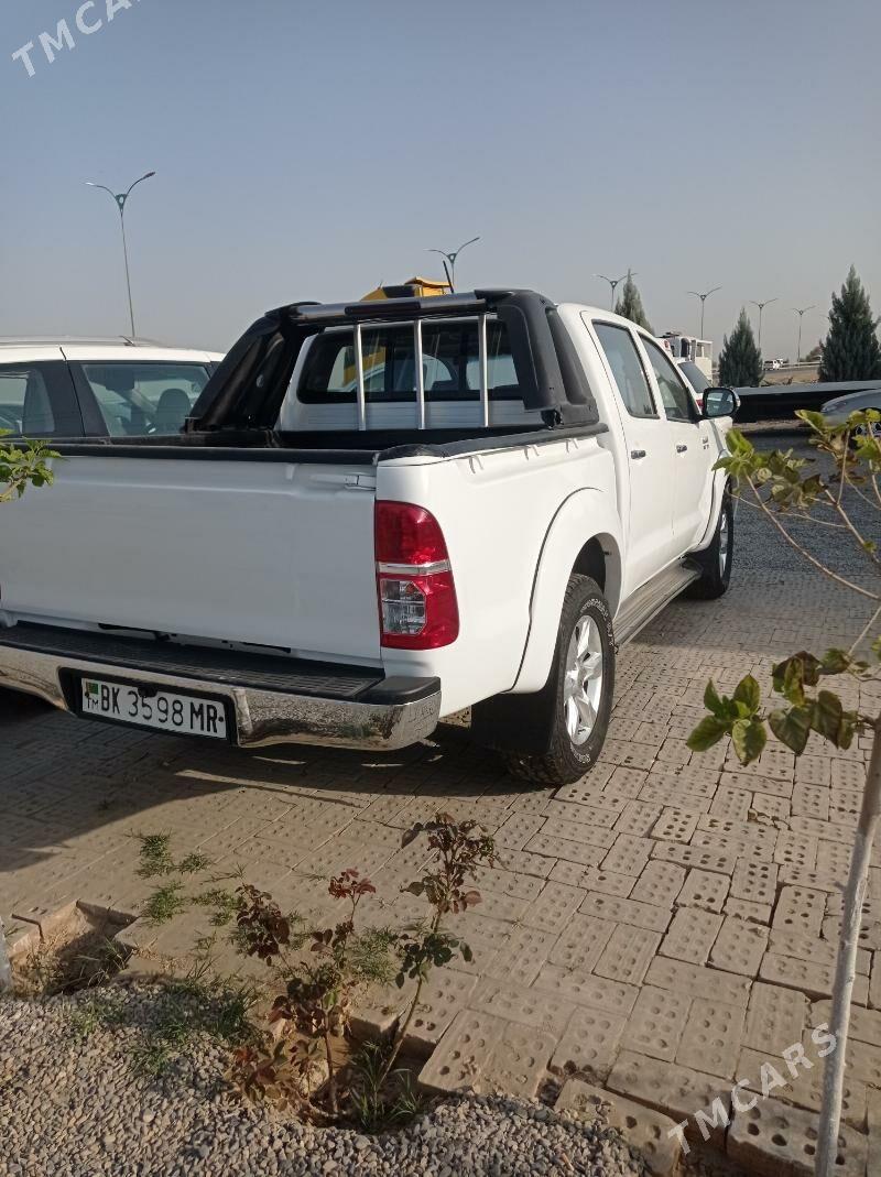 Toyota Hilux 2012 - 260 000 TMT - Mary - img 8
