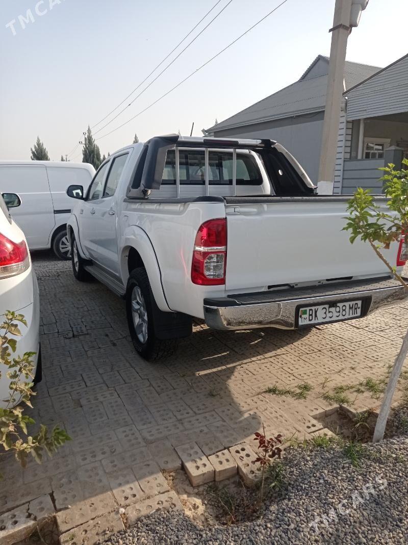 Toyota Hilux 2012 - 260 000 TMT - Mary - img 4