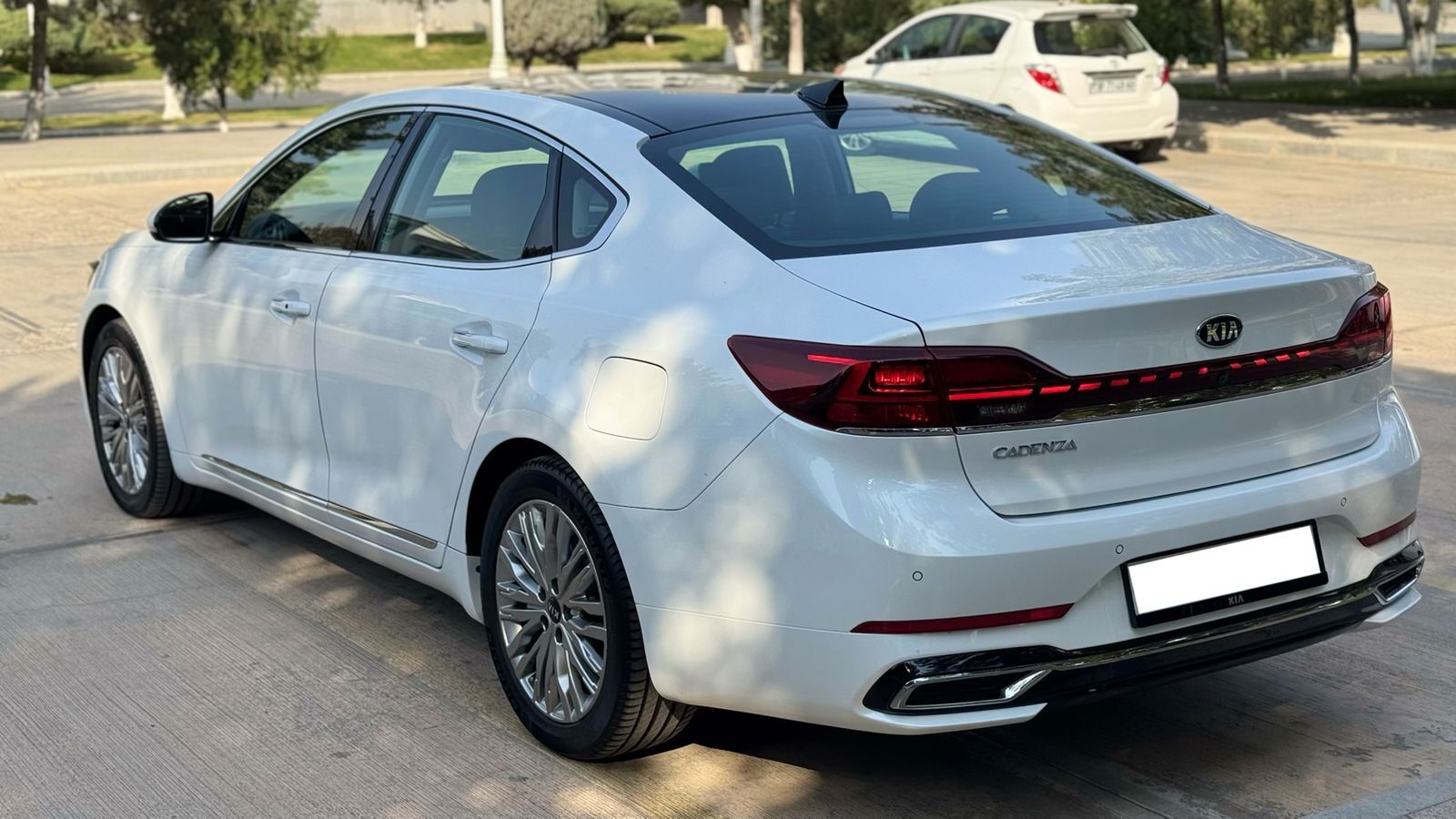 Kia Cadenza 2020 - 380 000 TMT - Aşgabat - img 5