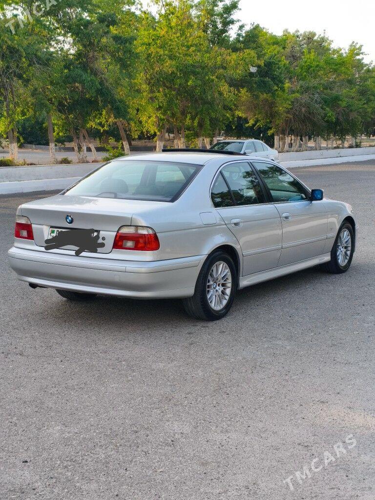 BMW E39 2003 - 144 000 TMT - Туркменбаши - img 3