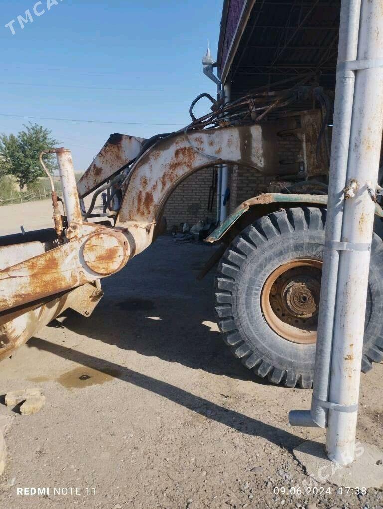 MTZ T-28 1991 - 110 000 TMT - Mary - img 2