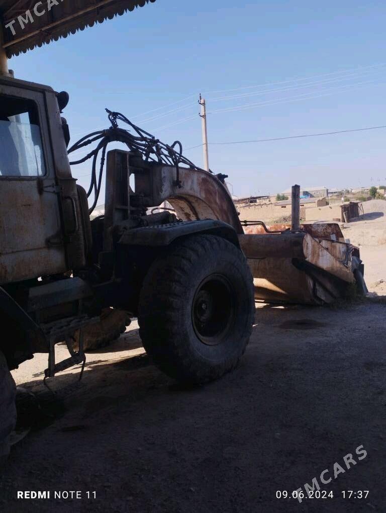 MTZ T-28 1991 - 110 000 TMT - Mary - img 4