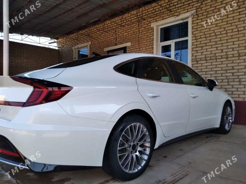 Hyundai Sonata 2021 - 240 000 TMT - Байрамали - img 3