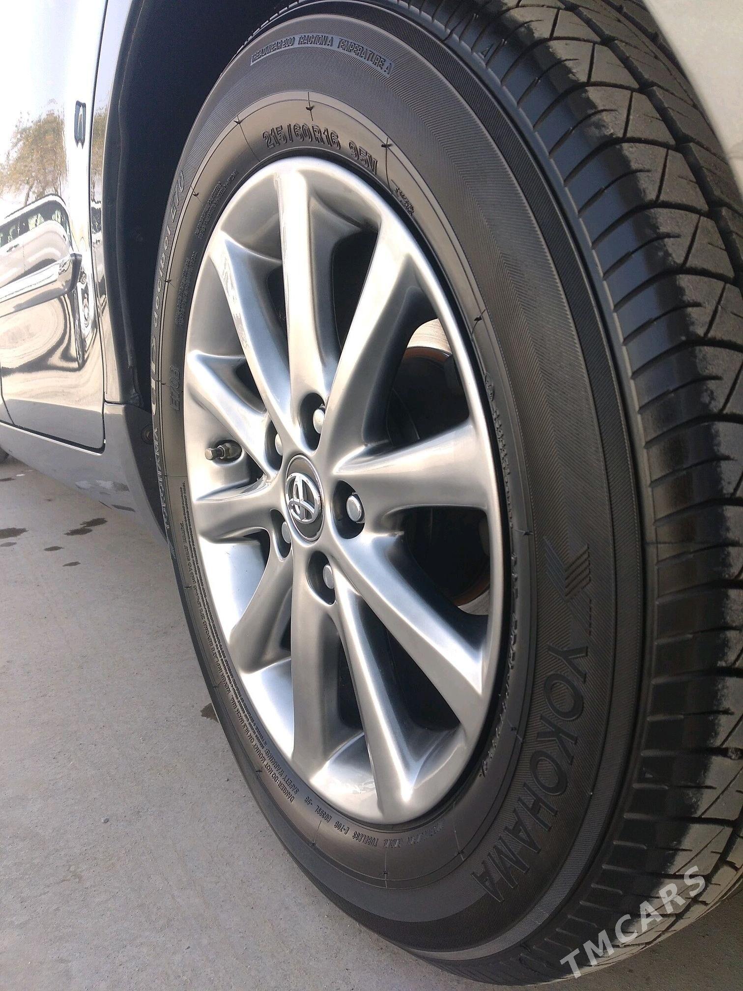 Toyota Camry 2011 - 250 000 TMT - Mary - img 9