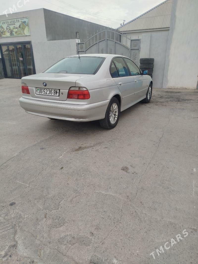 BMW E39 1998 - 110 000 TMT - Балканабат - img 4