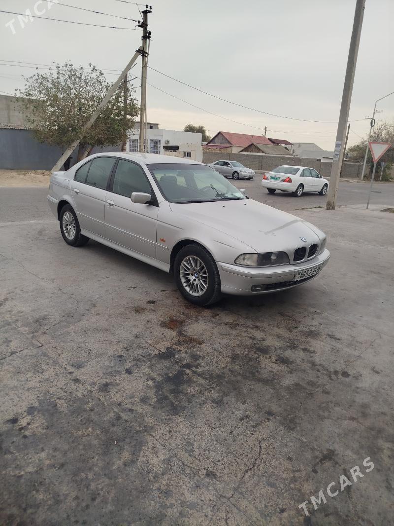 BMW E39 1998 - 110 000 TMT - Балканабат - img 2