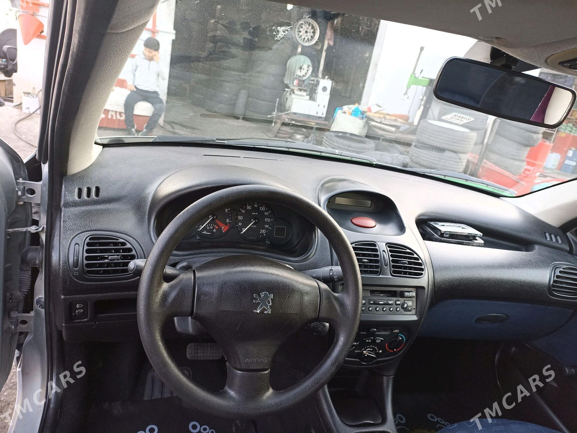 Peugeot 206 2005 - 72 000 TMT - Гаудан "А" - img 5