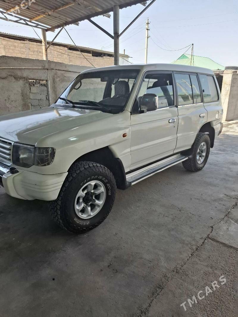 Mitsubishi Pajero 1998 - 50 000 TMT - Бахарден - img 2