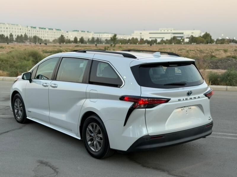 Toyota Sienna 2021 - 505 000 TMT - Aşgabat - img 2