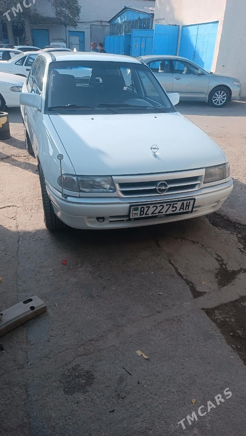 Opel Astra 1992 - 40 000 TMT - 11 mkr - img 2