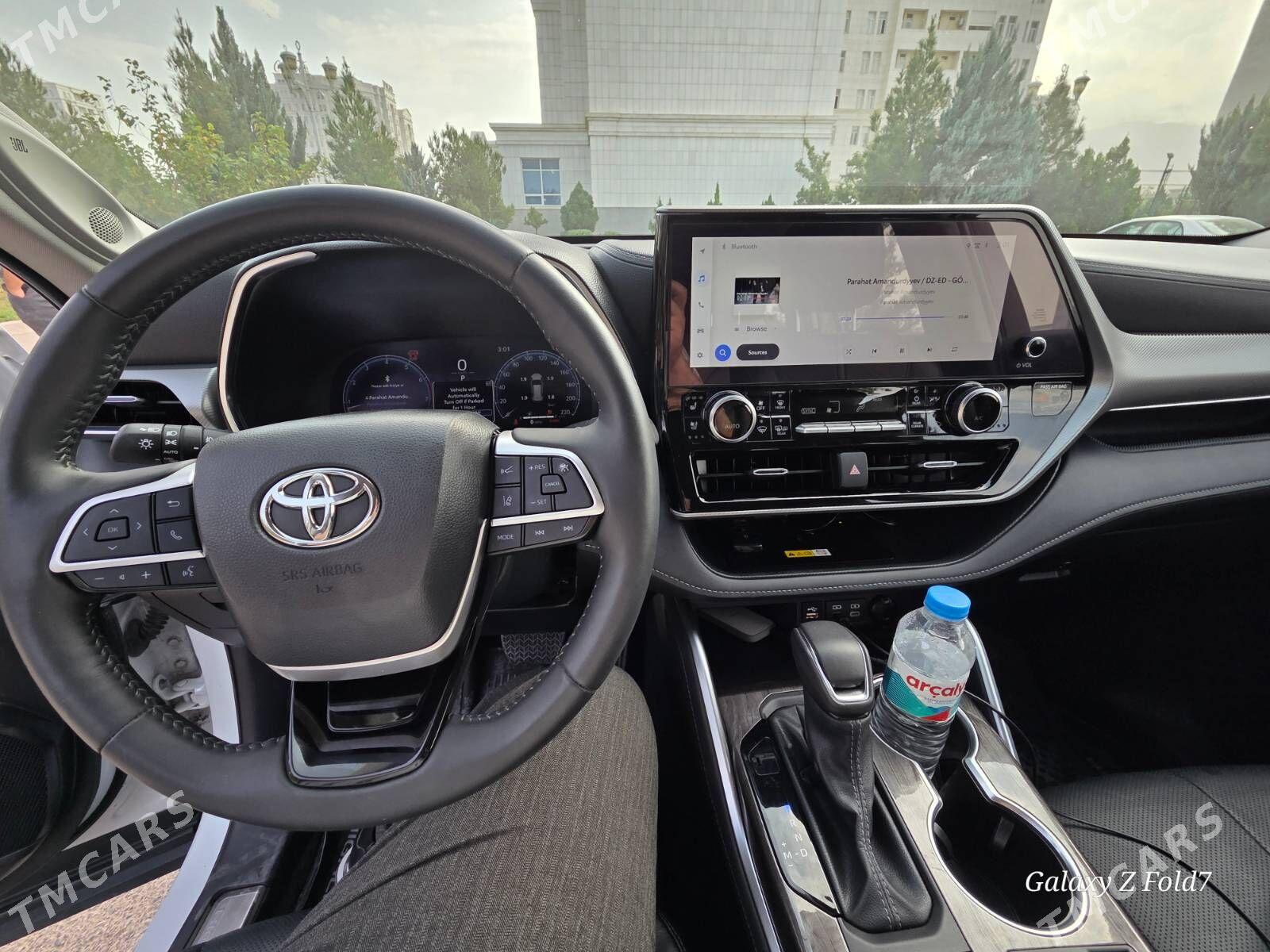 Toyota Highlander 2024 - 910 000 TMT - Ашхабад - img 1