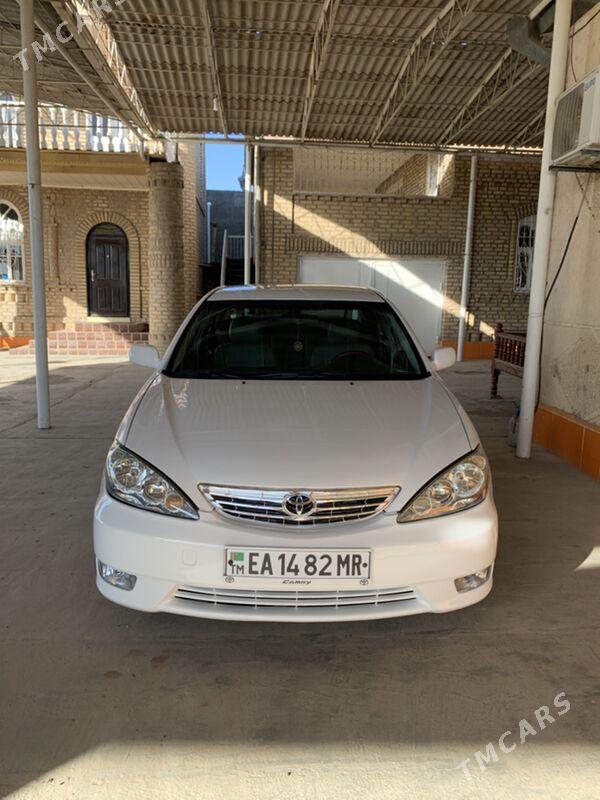 Toyota Camry 2004 - 185 000 TMT - Mary - img 2