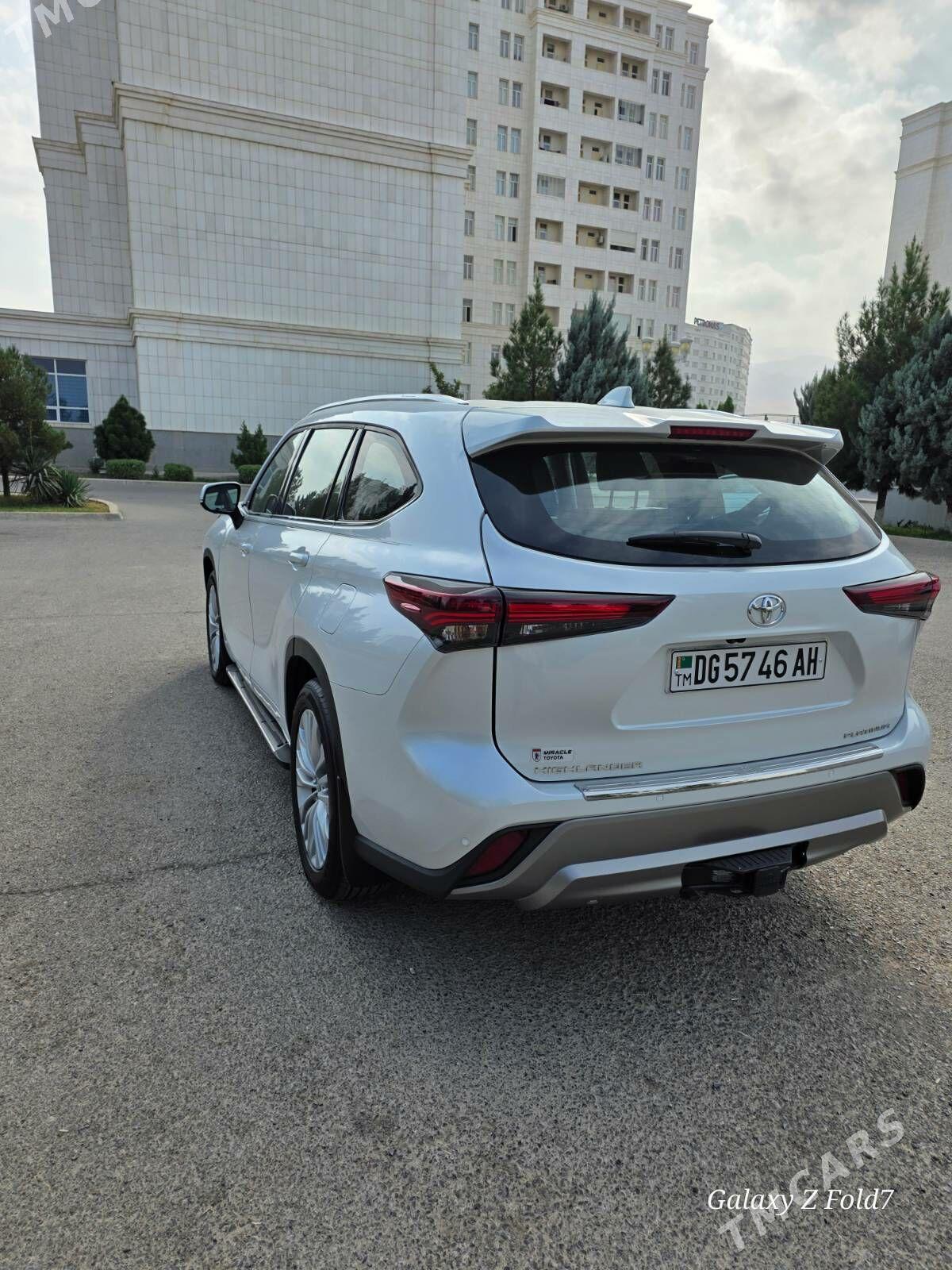 Toyota Highlander 2024 - 910 000 TMT - Ашхабад - img 8