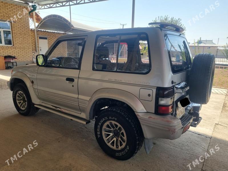 Mitsubishi Pajero 1993 - 70 000 TMT - Серахс - img 2