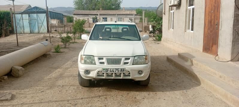 Nissan Pathfinder 2005 - 25 000 TMT - Ýaşlyk - img 3