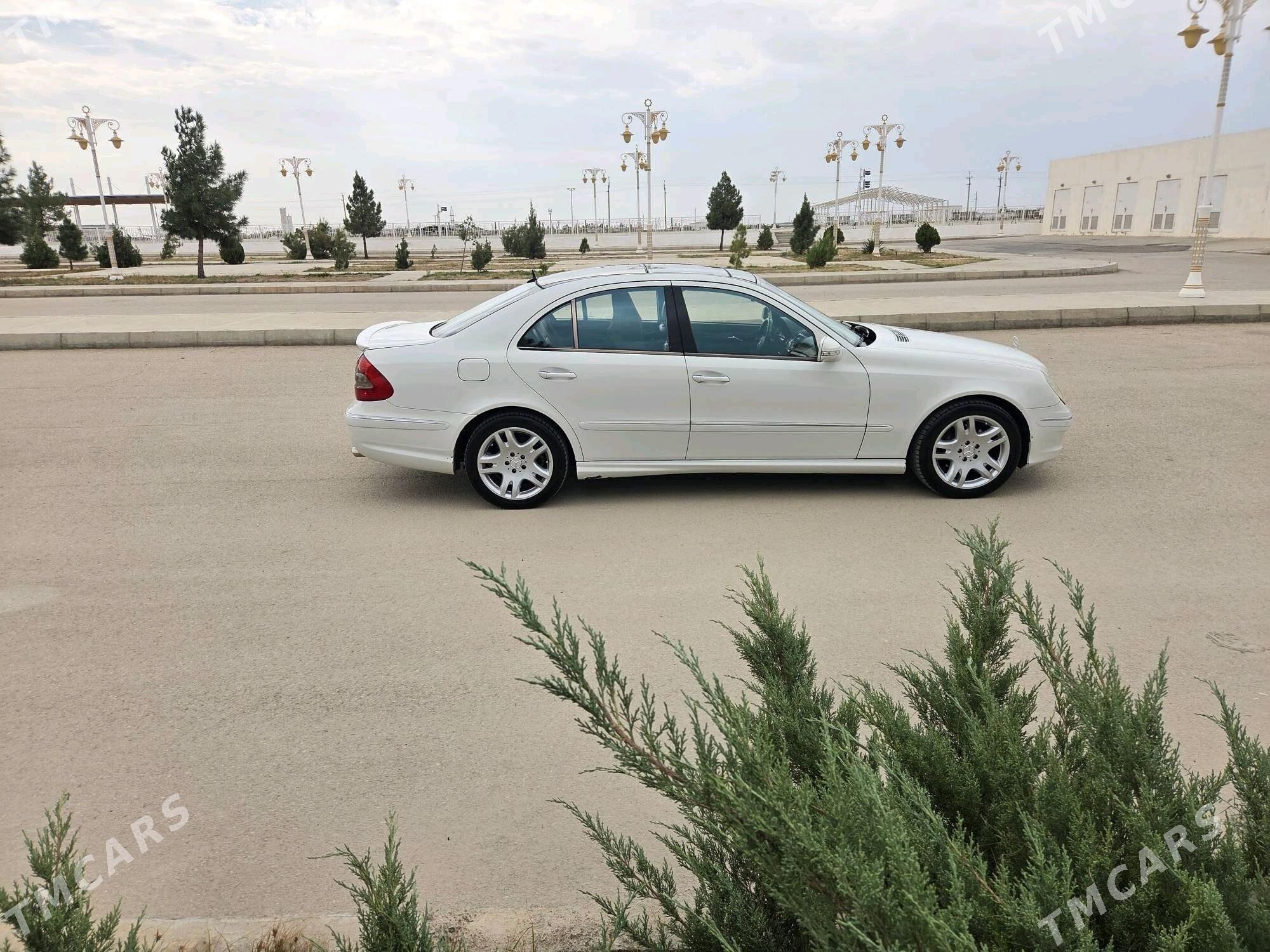 Mercedes-Benz E320 2002 - 180 000 TMT - Балканабат - img 7