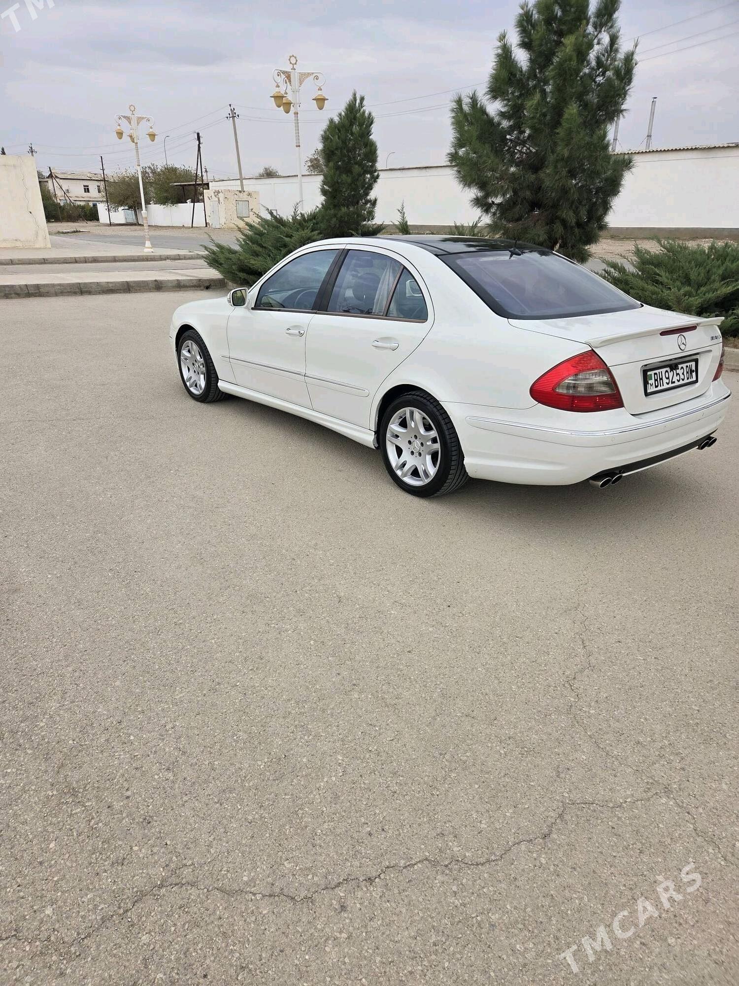 Mercedes-Benz E320 2002 - 180 000 TMT - Балканабат - img 3