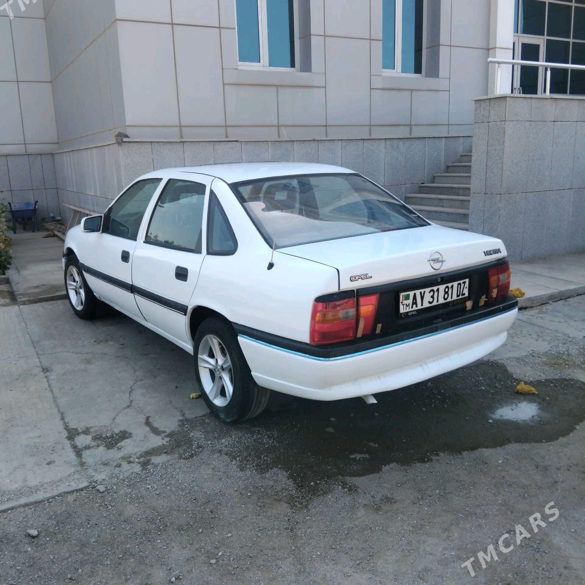 Opel Vectra 1995 - 55 000 TMT - Губадаг - img 2