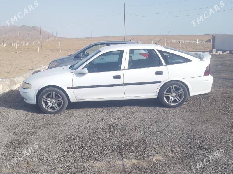 Opel Vectra 1998 - 50 000 TMT - Гороглы (Тагта) - img 2