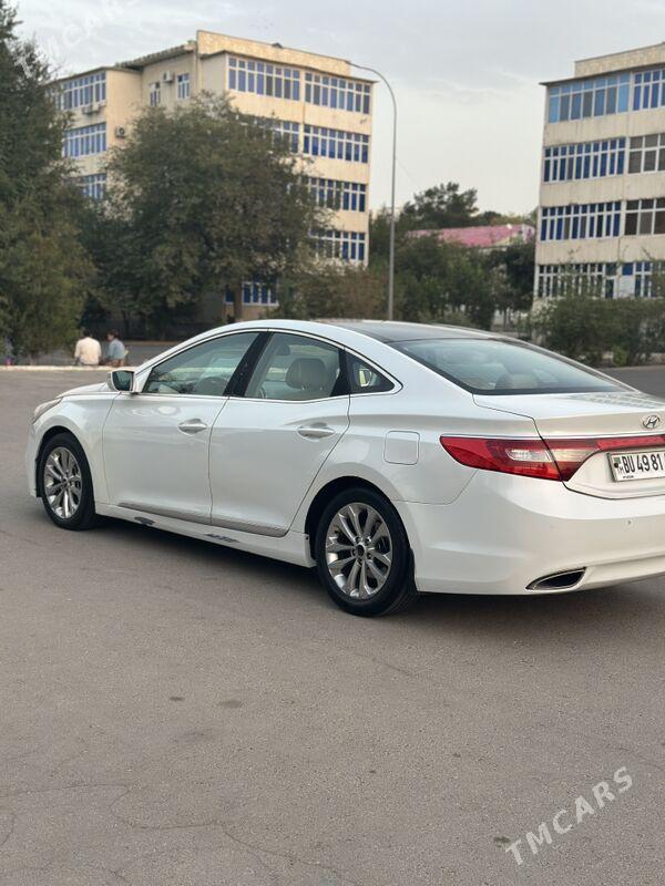 Hyundai Grandeur 2012 - 132 500 TMT - 11 мкр - img 5