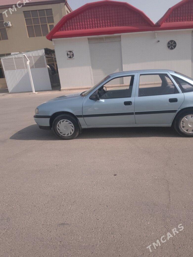 Opel Vectra 1992 - 40 000 TMT - Mary - img 3