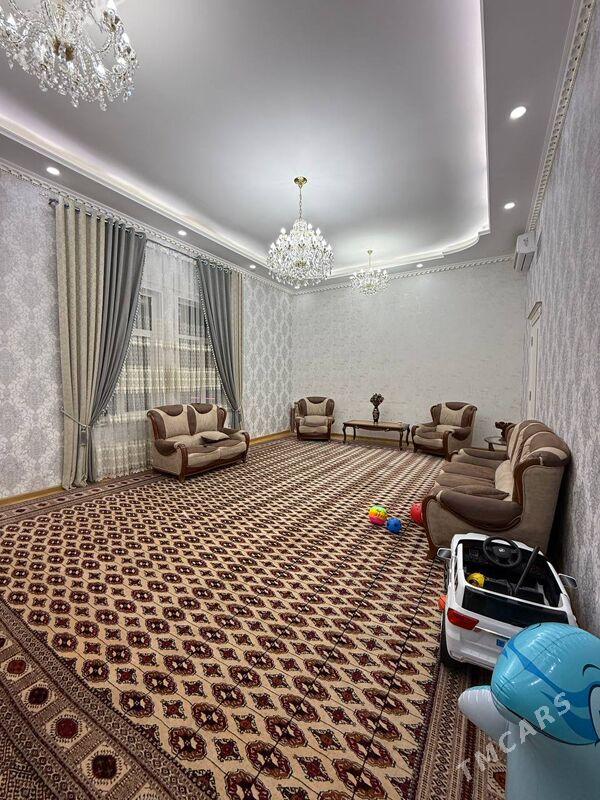 ПОДВОЙСКАЯ 5 ком 210м2 5 этаж - Podwoýski köç. (Bitarap Türkmenistan şaýoly) - img 6