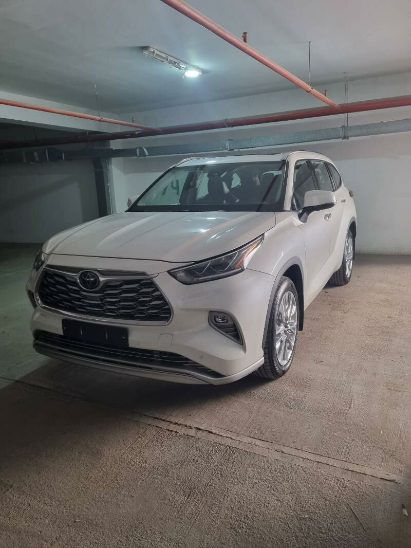 Toyota Highlander 2021 - 680 000 TMT - Арзув - img 4