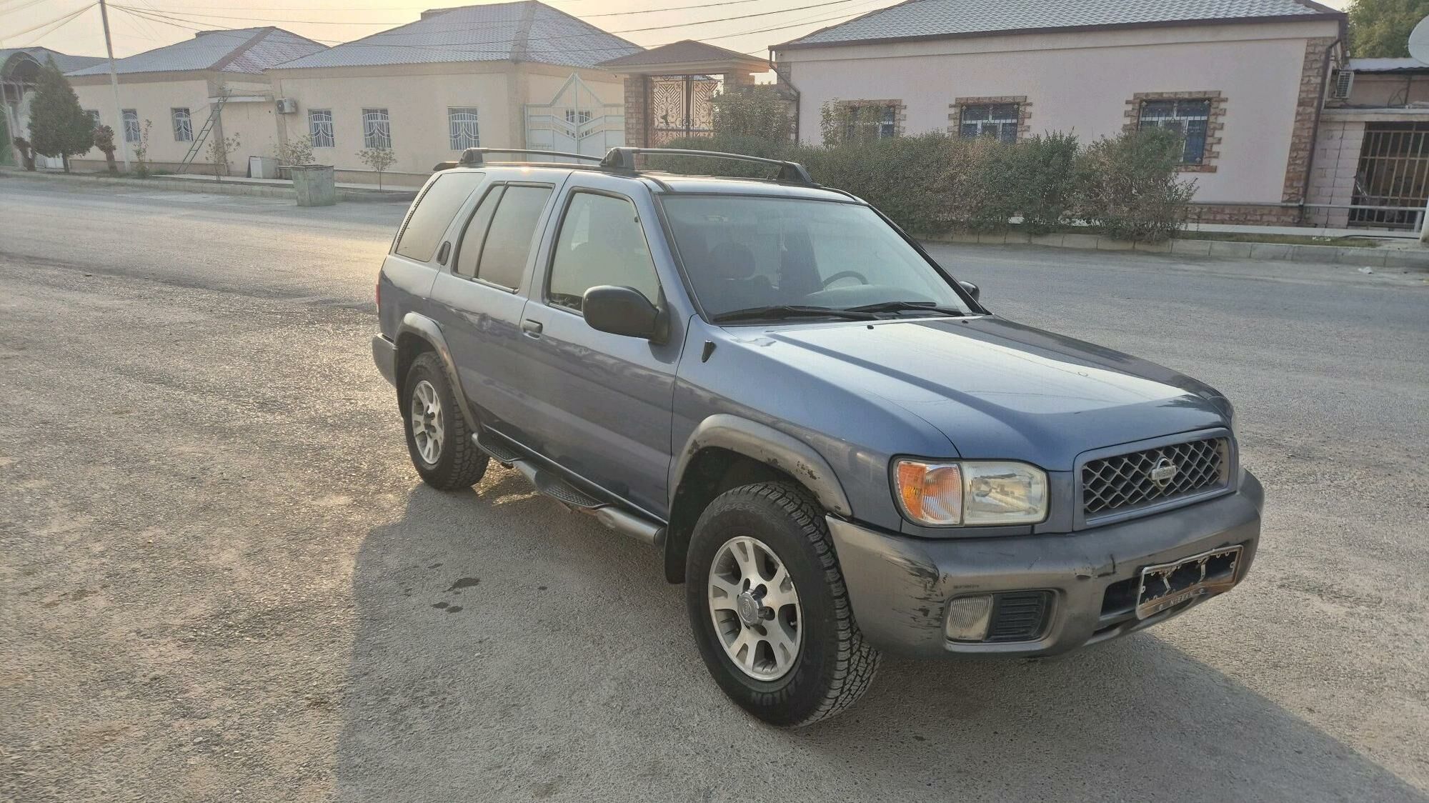 Nissan Pathfinder 2000 - 120 000 TMT - Bäherden - img 2