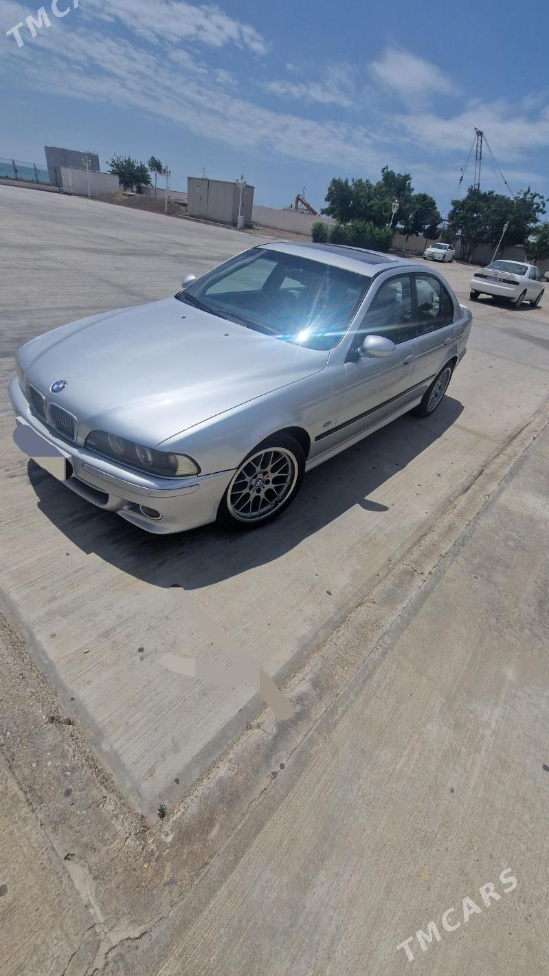 BMW E39 2002 - 125 000 TMT - Türkmenbaşy - img 3