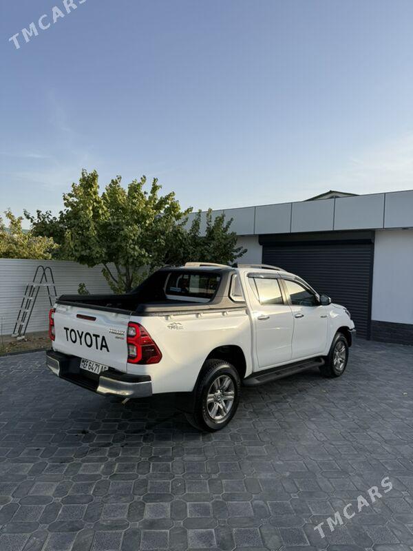 Toyota Hilux 2024 - 583 000 TMT - Ашхабад - img 4