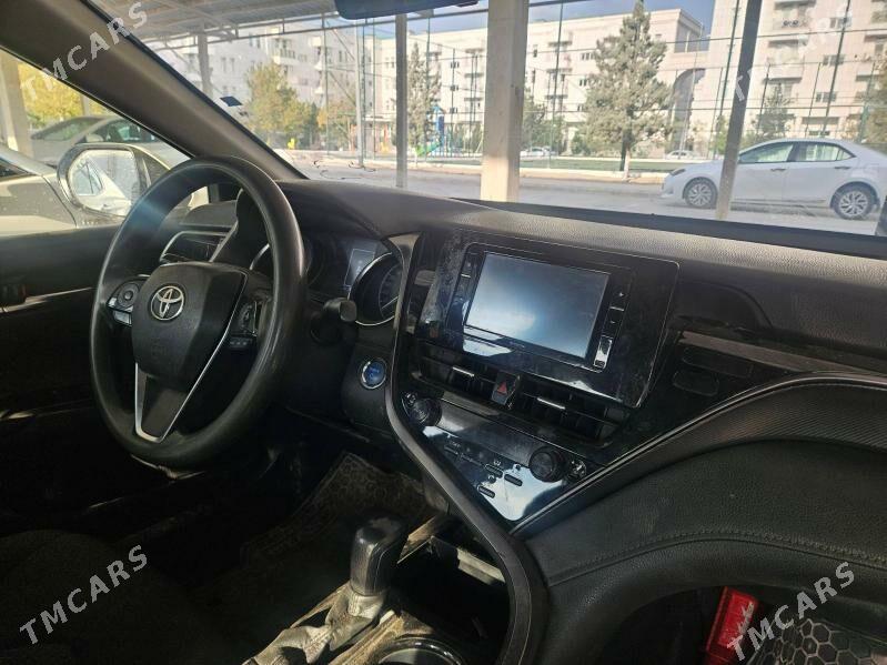 Toyota Camry 2021 - 217 000 TMT - Кëши - img 2