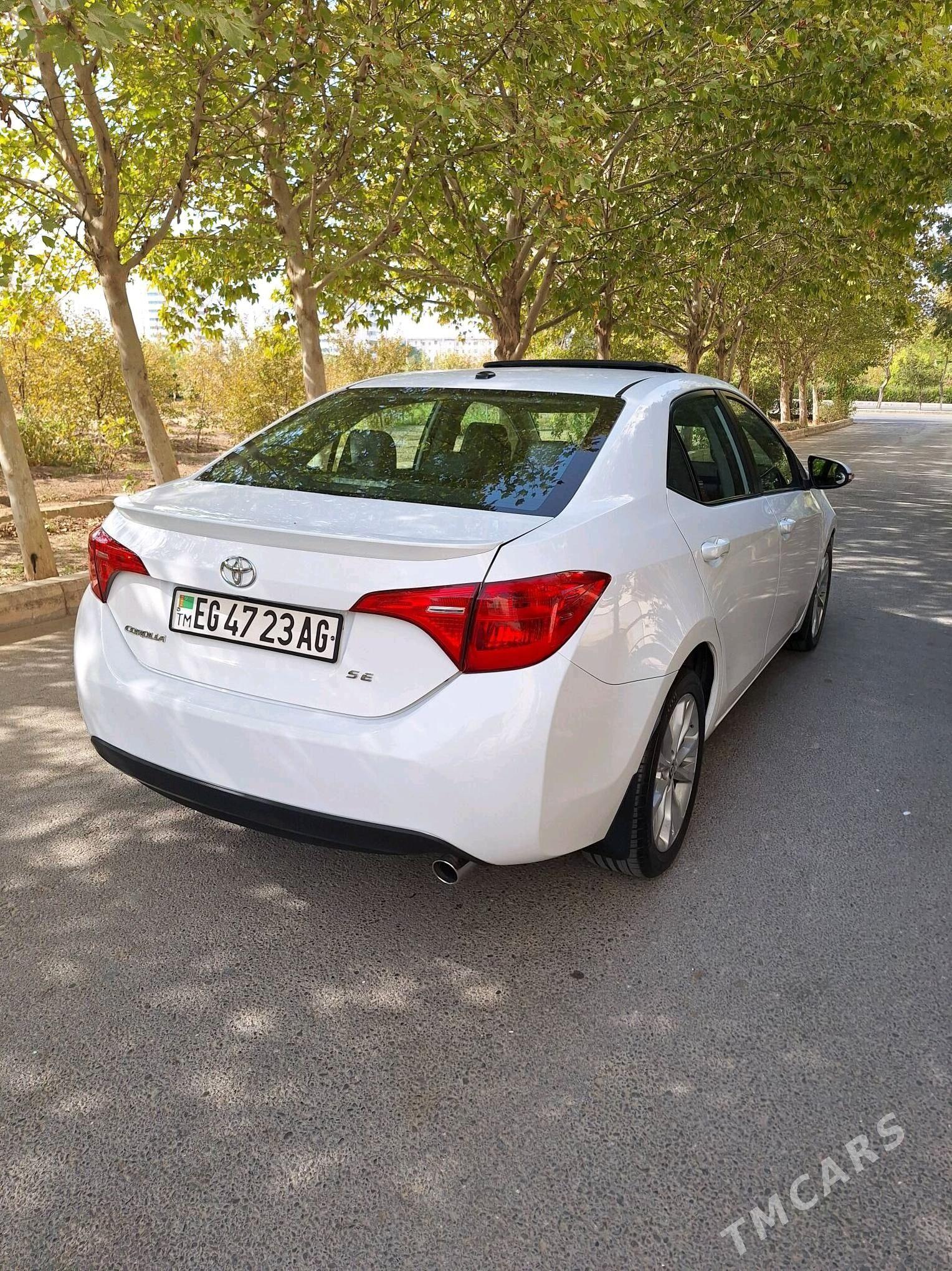 Toyota Corolla 2018 - 240 000 TMT - 6 мкр - img 3