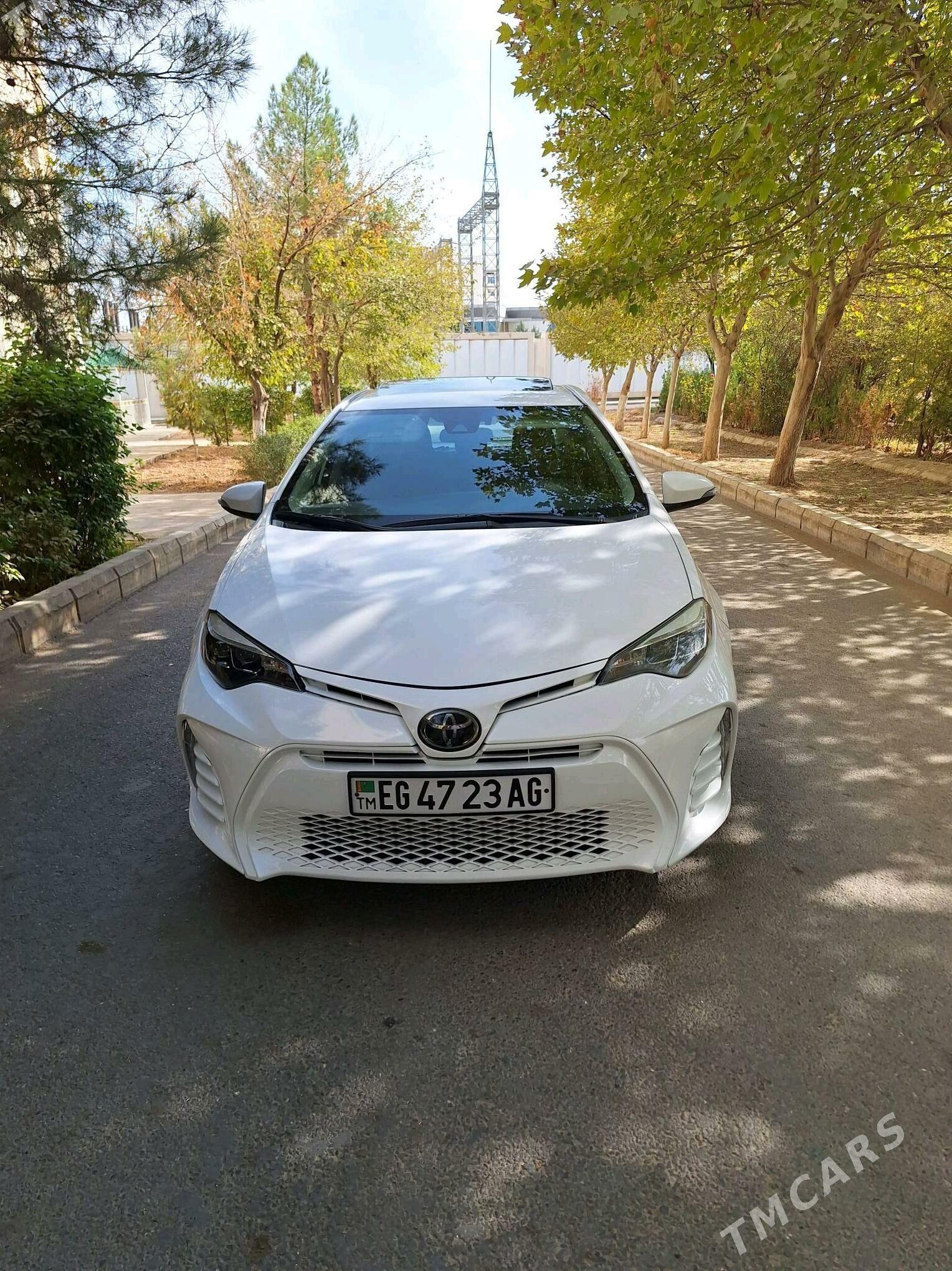 Toyota Corolla 2018 - 240 000 TMT - 6 мкр - img 1