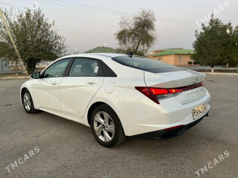 Hyundai Elantra 2021 - 250 000 TMT - Aşgabat - img 9