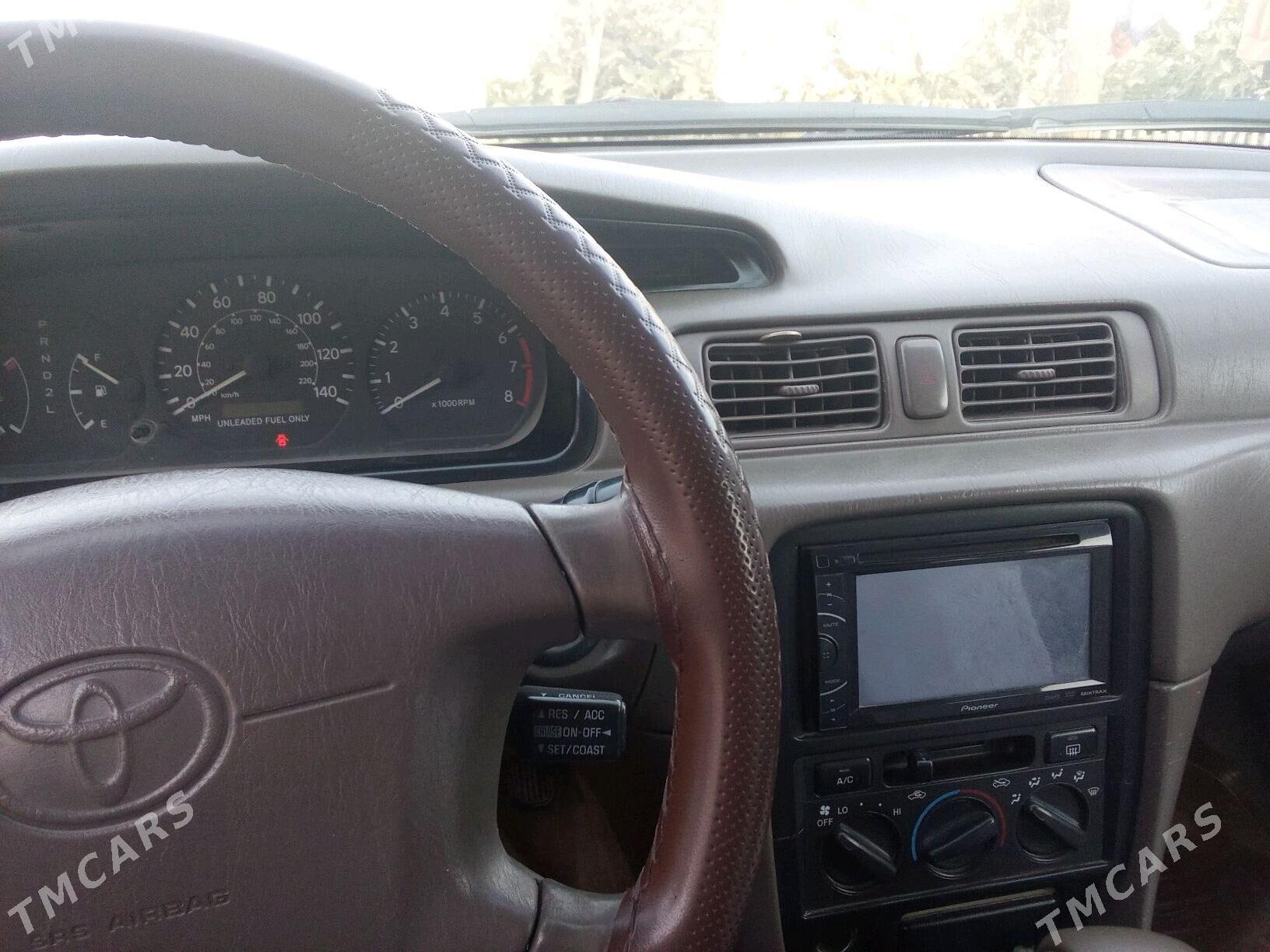 Toyota Camry 1997 - 140 000 TMT - Туркменгала - img 5