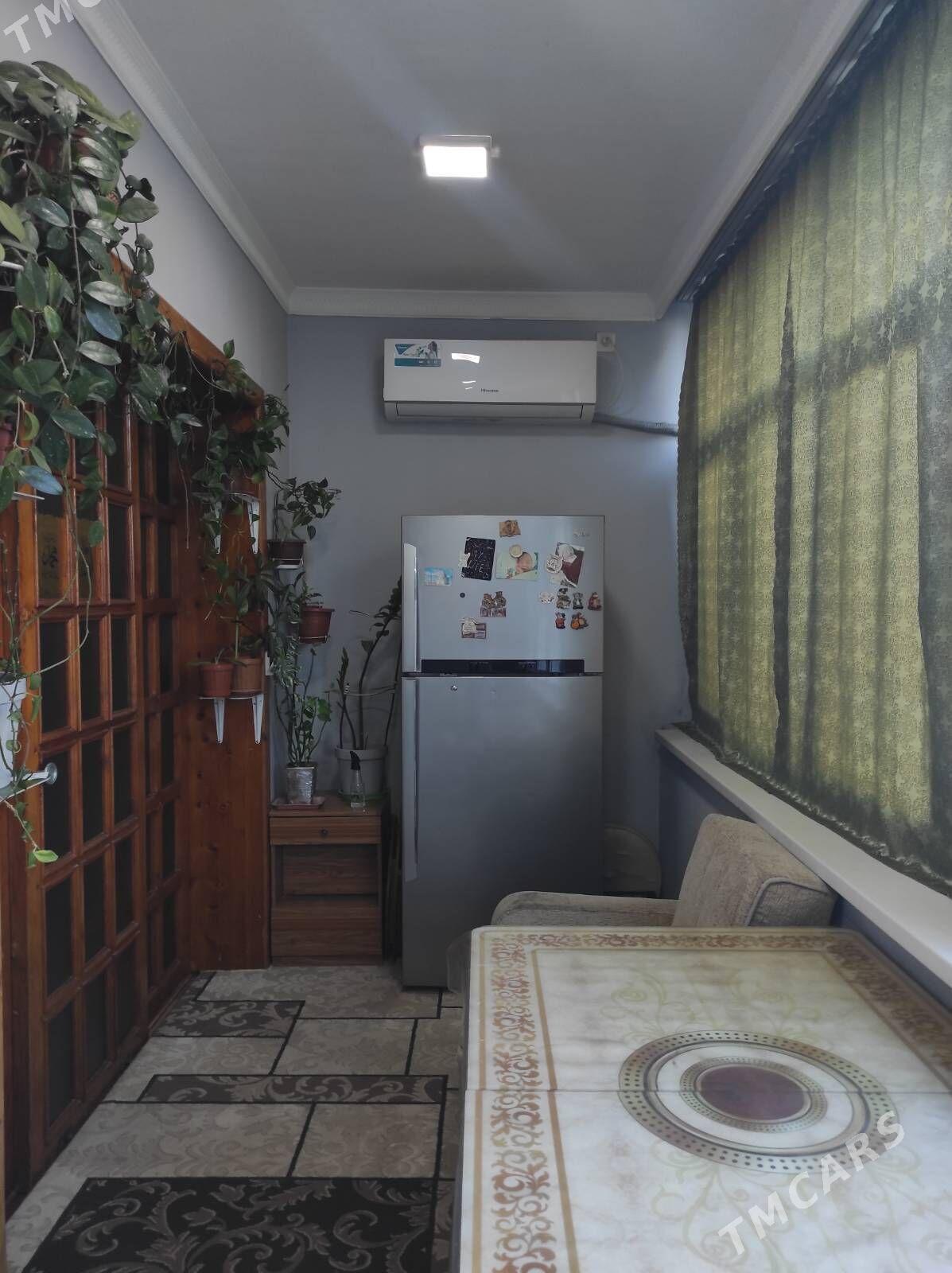 КИМ РАЙОН 4 КОМ З ЭТАЖ - Ашхабад - img 1