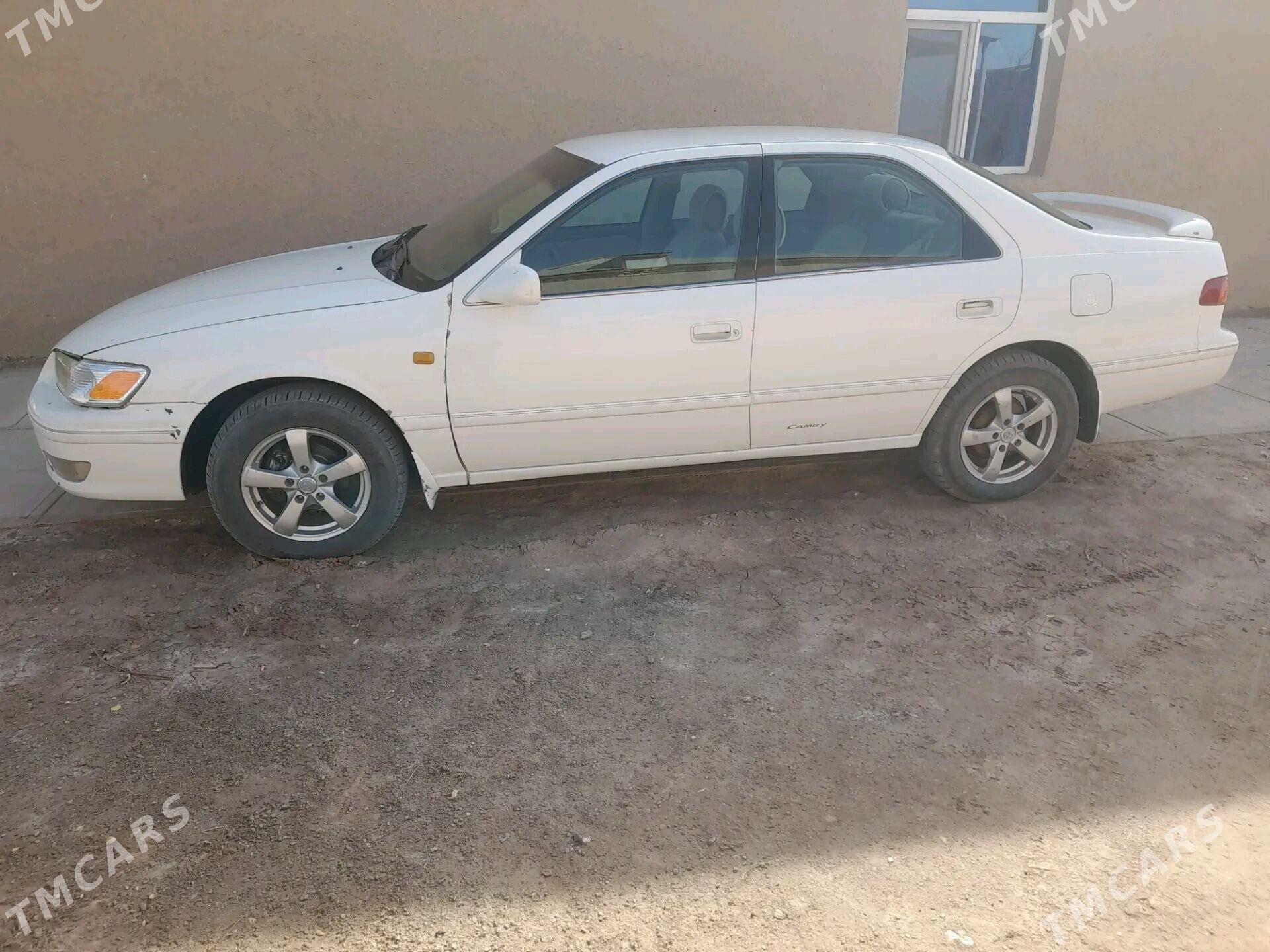 Toyota Camry 1999 - 120 000 TMT - Akdepe - img 4