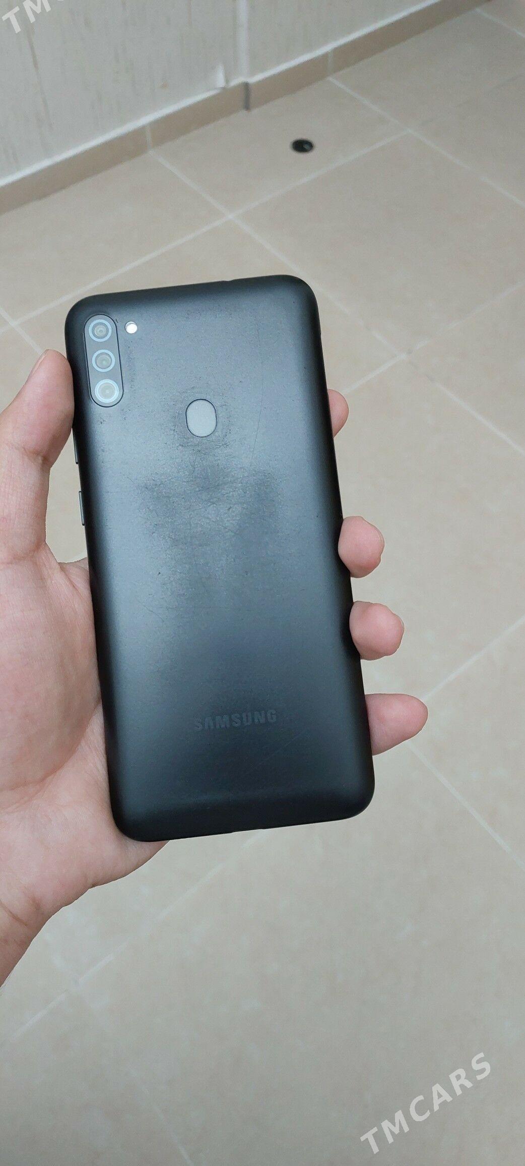 Samsung M11 - 15-nji tapgyr - img 1