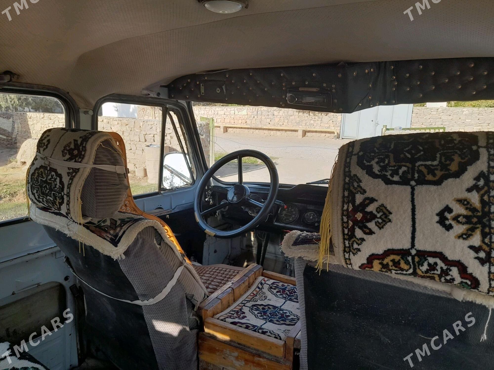 UAZ 469 2000 - 40 000 TMT - Койтендаг - img 7