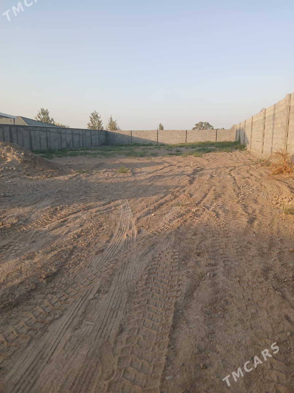 mellek yer bagyrda - Багир - img 6