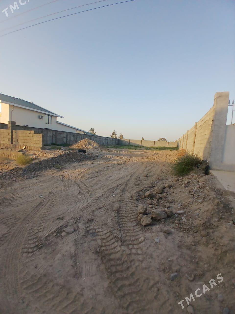 mellek yer bagyrda - Багир - img 4