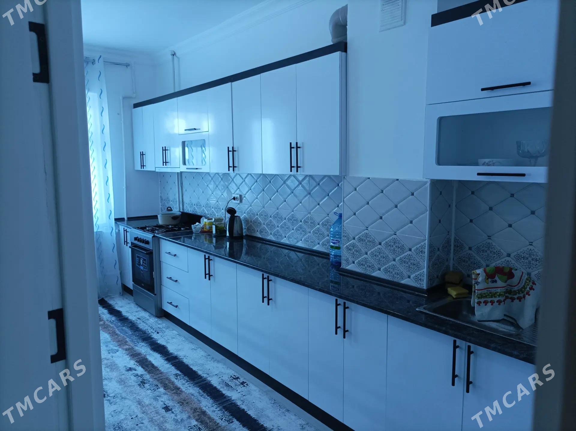 Kireyine jay - Türkmenbaşy - img 1