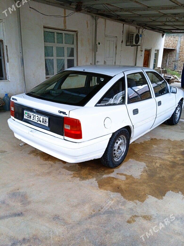 Opel Vectra 1991 - 22 000 TMT - Ак-Бугдайский этрап - img 3