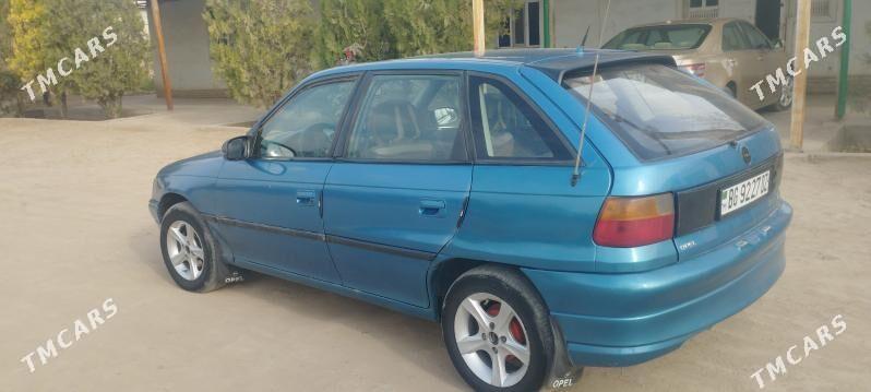Opel Astra 1992 - 38 000 TMT - Gurbansoltan Eje - img 5
