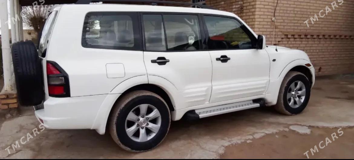 Mitsubishi Pajero 2002 - 130 000 TMT - Ёлётен - img 2