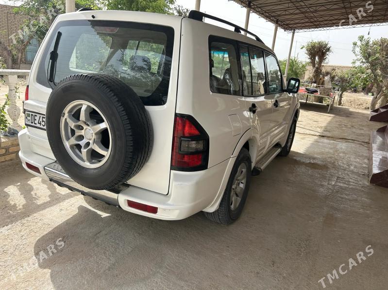 Mitsubishi Pajero 2002 - 130 000 TMT - Ёлётен - img 4