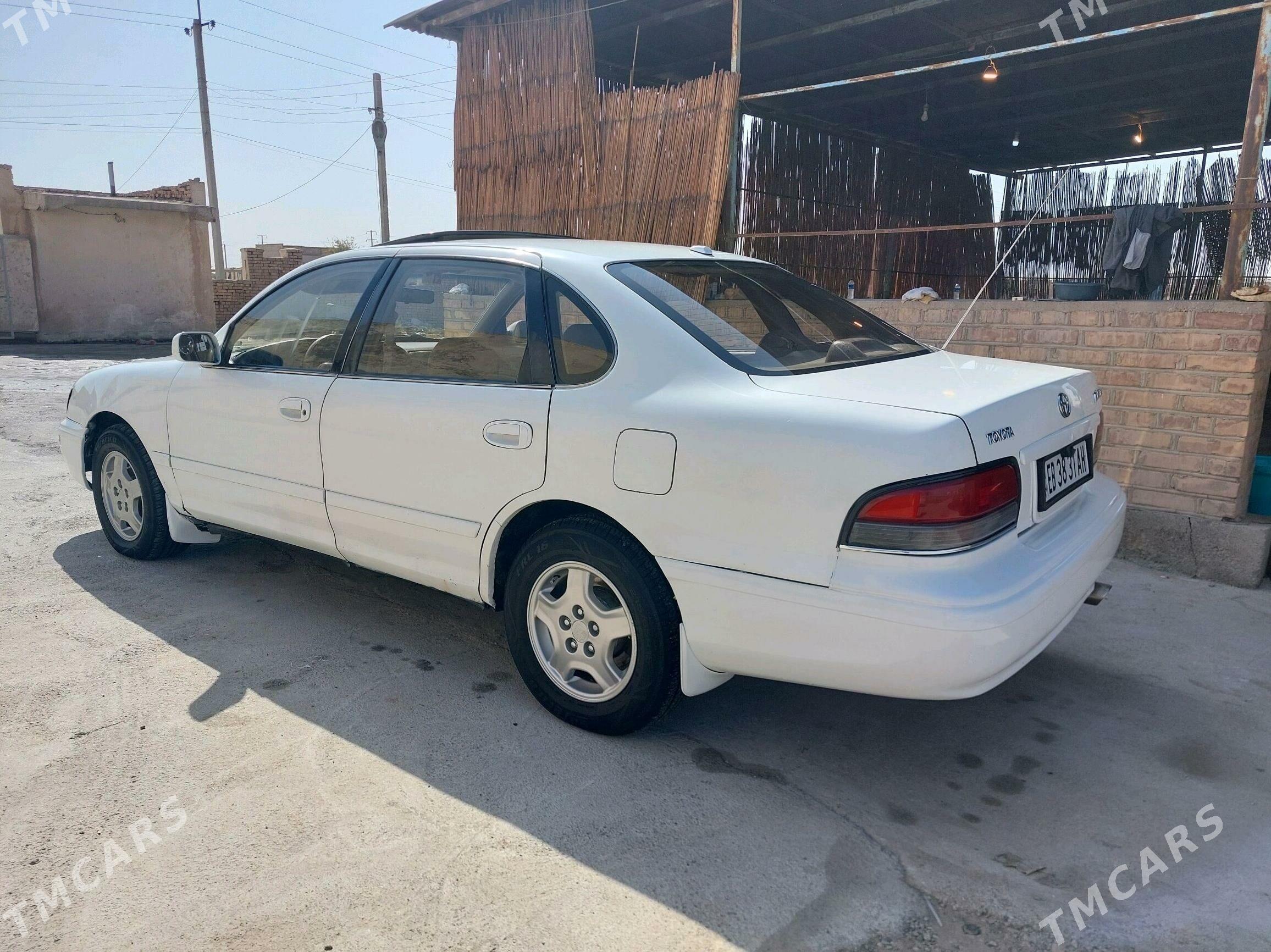 Toyota Avalon 1996 - 120 000 TMT - Теджен - img 3