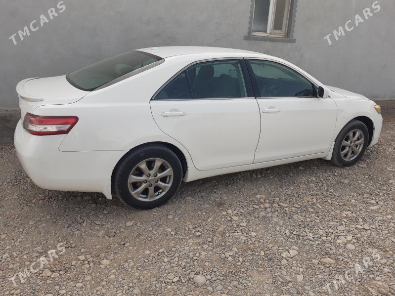 Toyota Camry 2009 - 200 000 TMT - Ак-Бугдайский этрап - img 1