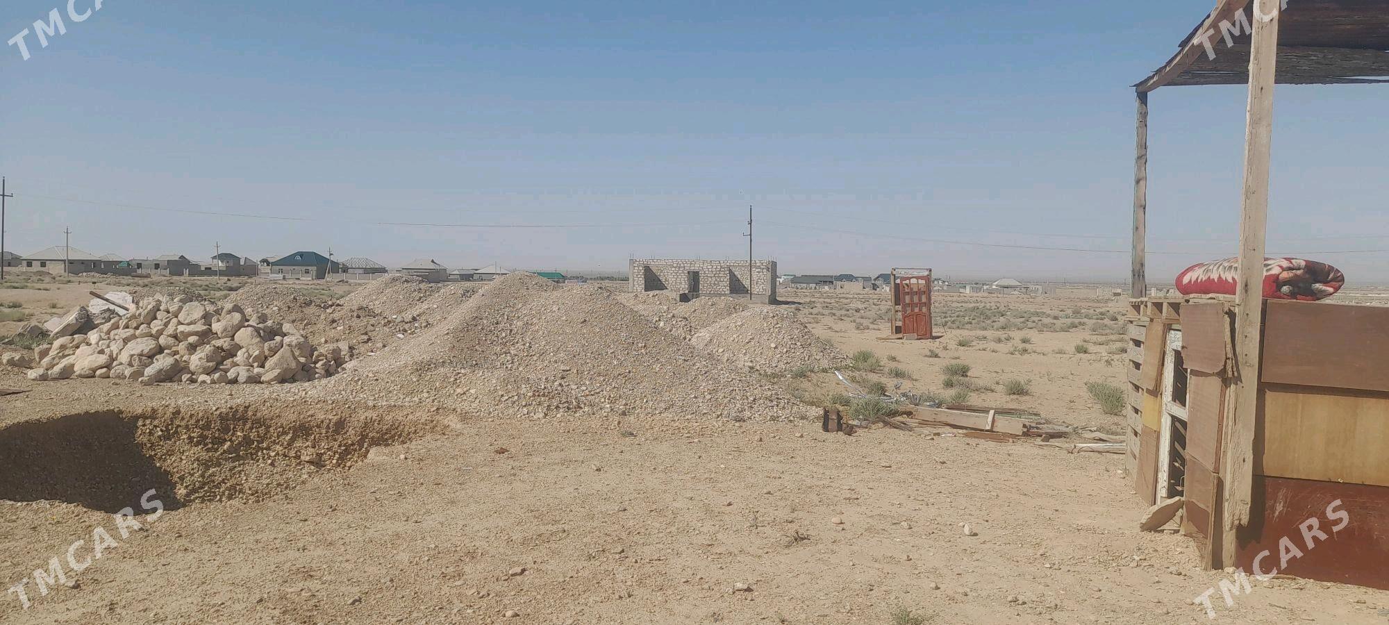 Satlyk jay yer - Балканабат - img 2