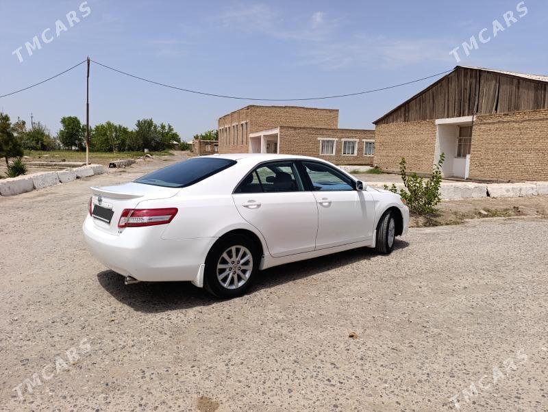 Toyota Camry 2010 - 185 000 TMT - Мары - img 8